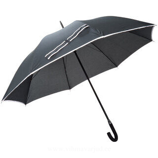 Large umbrella with fibreglass bar