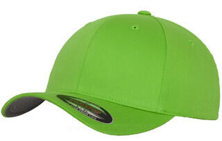 Fitted Baseball Cap 23. picture