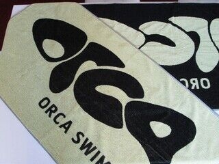 Towel with woven logo 2. picture